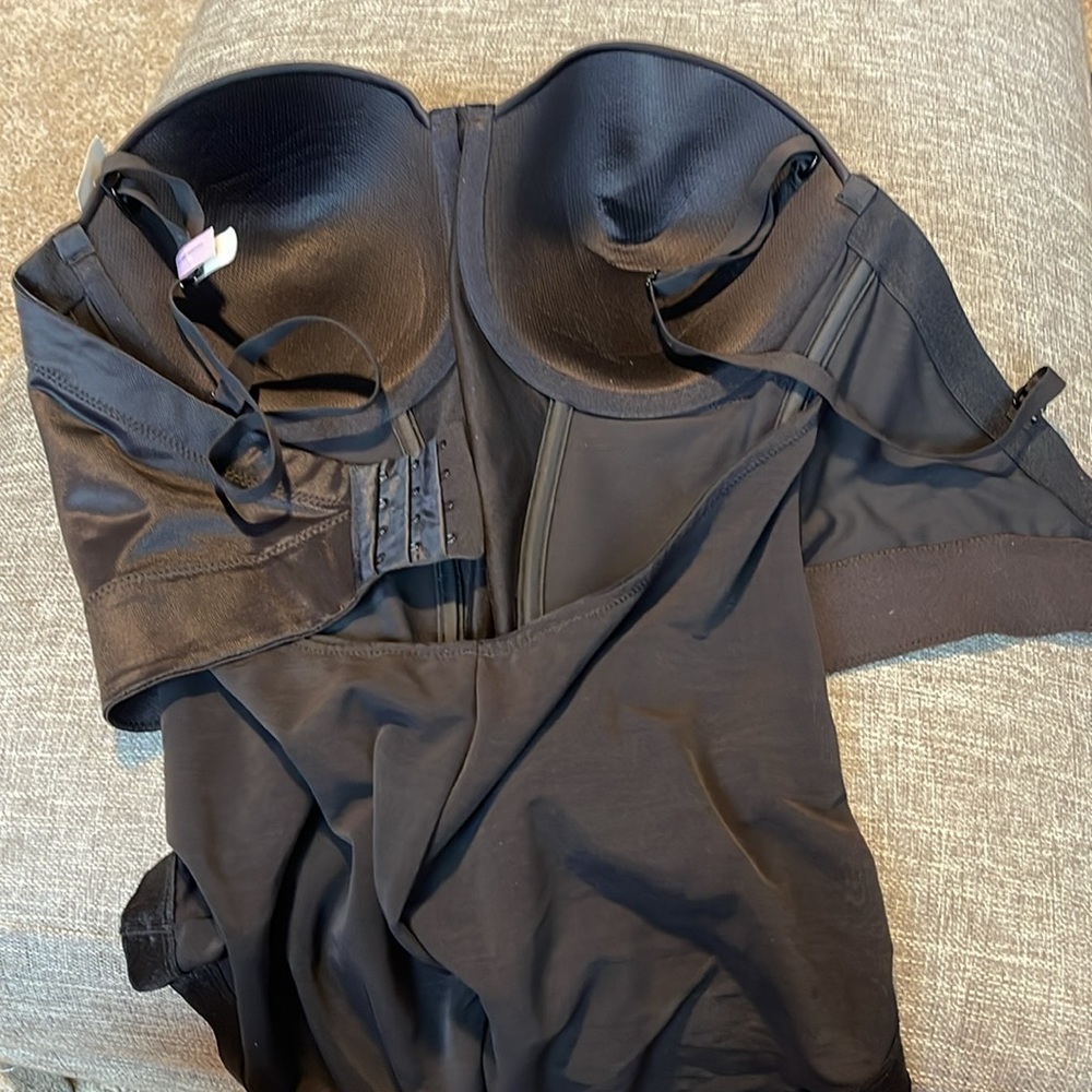Maidenform® Easy-Up® Strapless Body Briefer - Picture 8 of 8